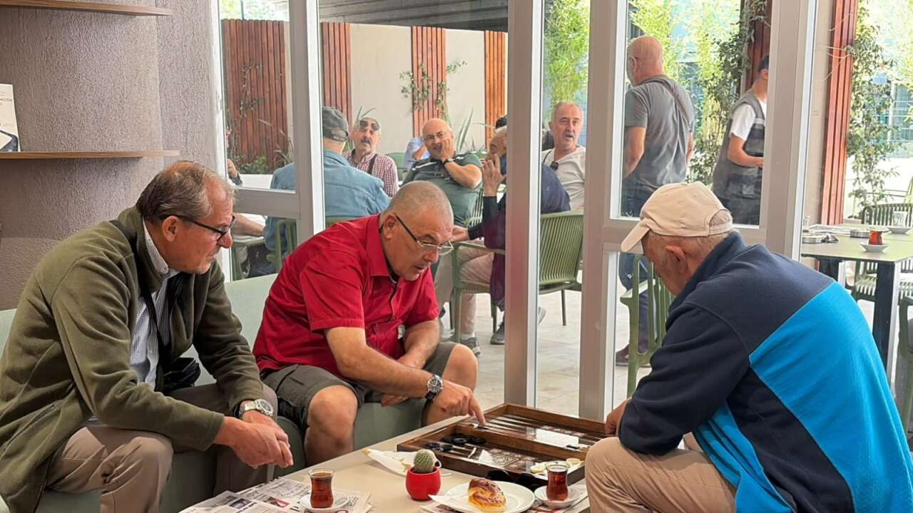 Menteşe’de Emekli Kafe Hizmete Başladı 5